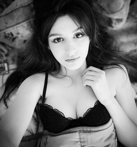 creampie asian onlyfans exclusive photos