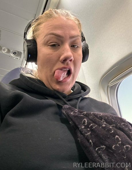 ryleerabbit pornstar sexy picture