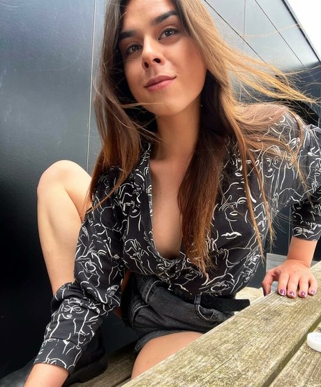 milf thick onlyfans sexy naked photo