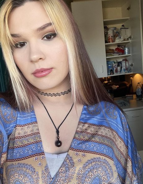 busty mom onlyfans hot gallery