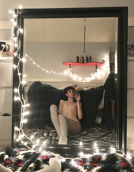 artsybaby star image