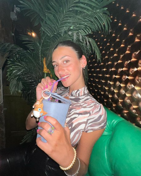 Tatiana Schwartz naked model gallery