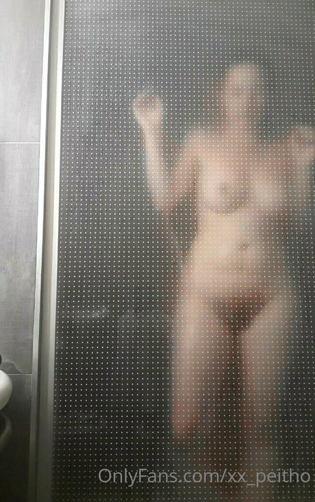 xx peitho hot star picture