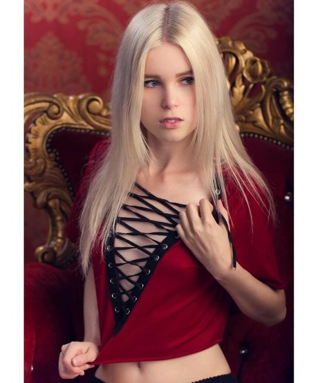 celebrity male onlyfans sexy nude pic