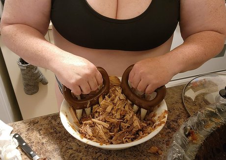 kailicious pornstar naked image