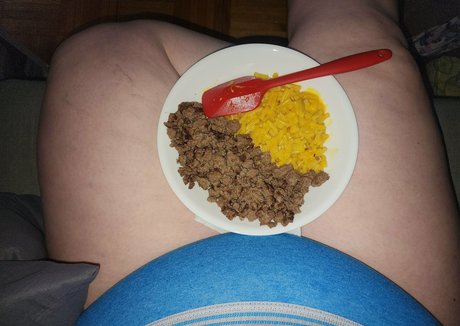 dripping wet pussy onlyfans naked photo