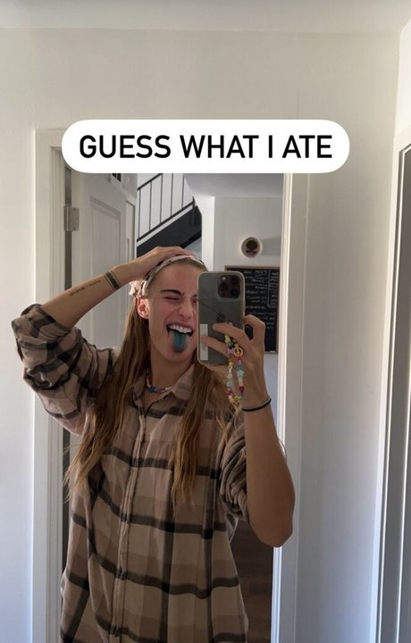 kailanovak free star pic