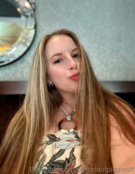 porcelainpiggiesff art actress gallery