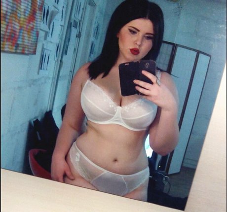 ukraine teen onlyfans nude photos