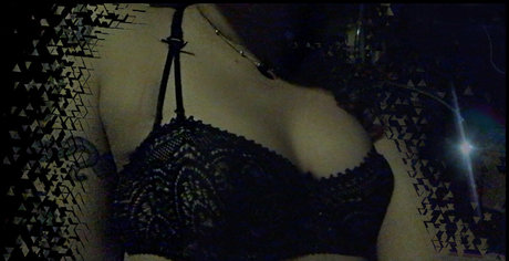 acidaddict erotic pornstar image