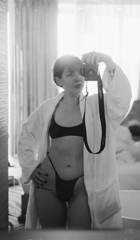 lola royce naked pornstar galleries