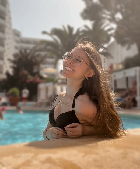 Anna Kauer porn actress pic