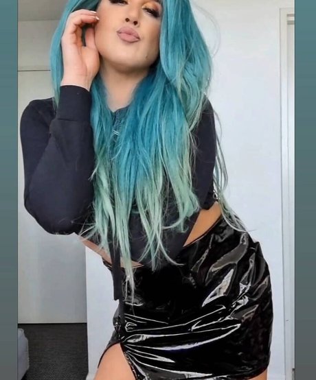 one onlyfans nude gallery