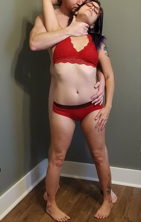 petitetreat_ naked pornstar galleries