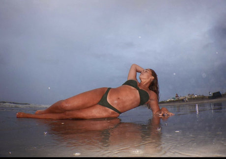 andrea posnerrr model exclusive pictures