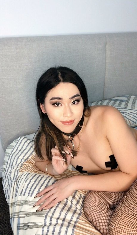 Khloe Kiss pornstar perfect archive