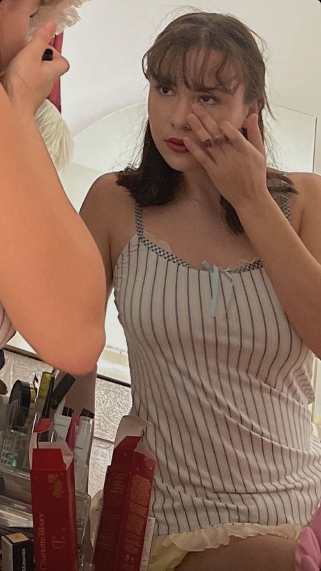 Ester Dobrik erotic model photo