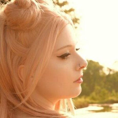 XxkikirosexX nude model archive