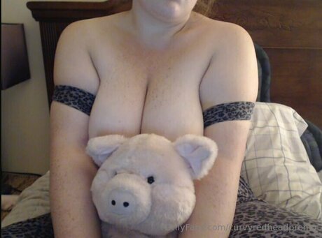 curvyredheadpromo high quality pornstar pictures