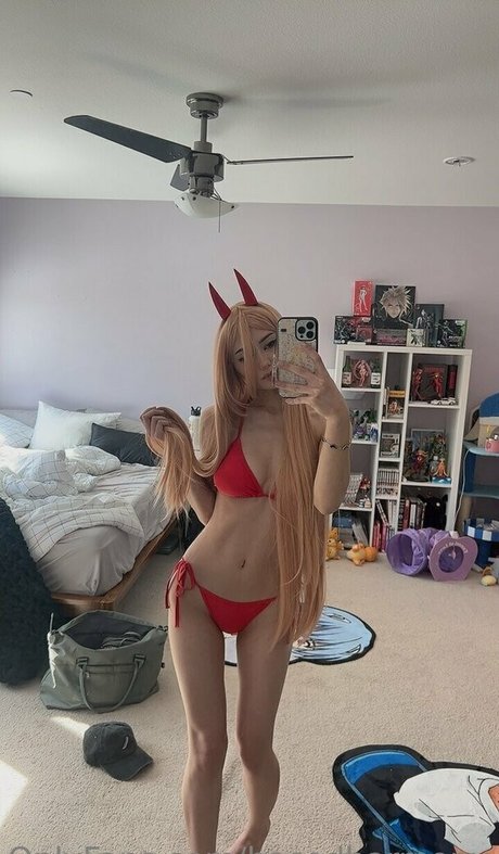 harmonyeva pornstar hd pic