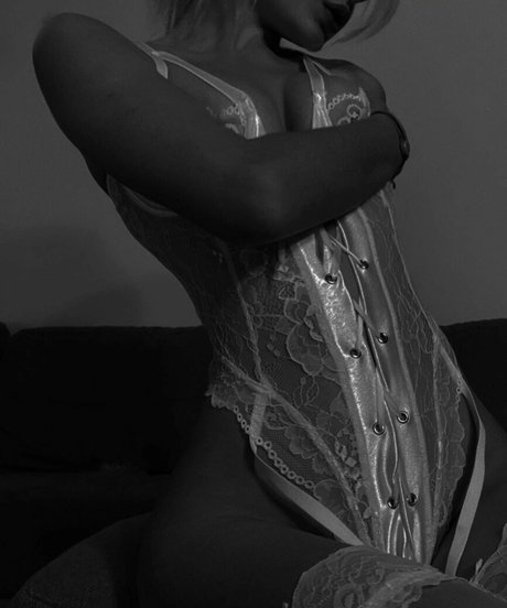 loulbaby star sexy photos