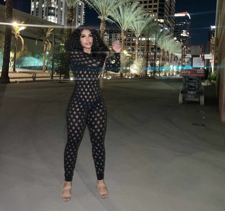 yazmntya nude actress photos