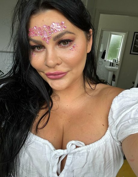 amylu pornstar perfect photo