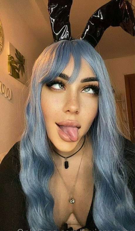 gloryhole wife onlyfans free xxx photo