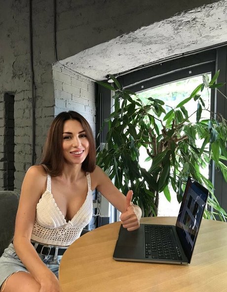 carolmommy perfect pornstar pic