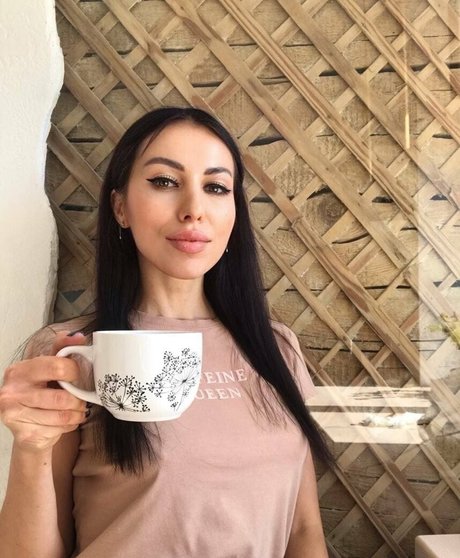 carolmommy erotic actress image