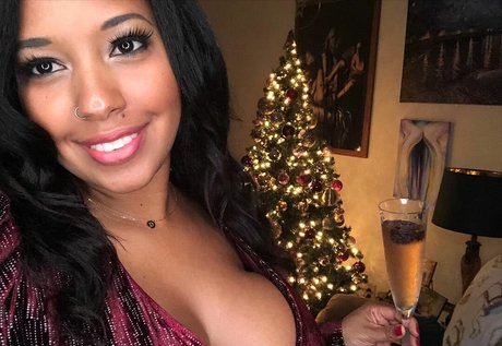 plus size onlyfans perfect pictures