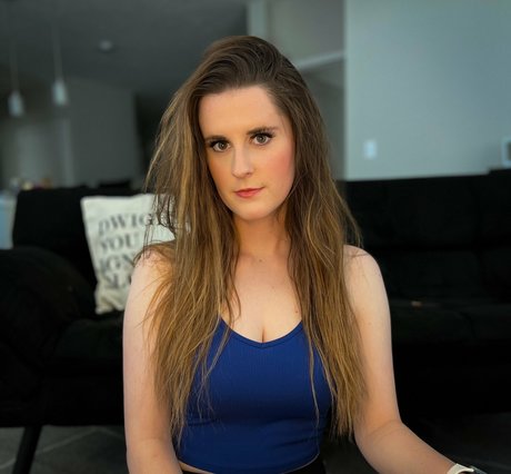 Local TV Presenters star beautiful photos