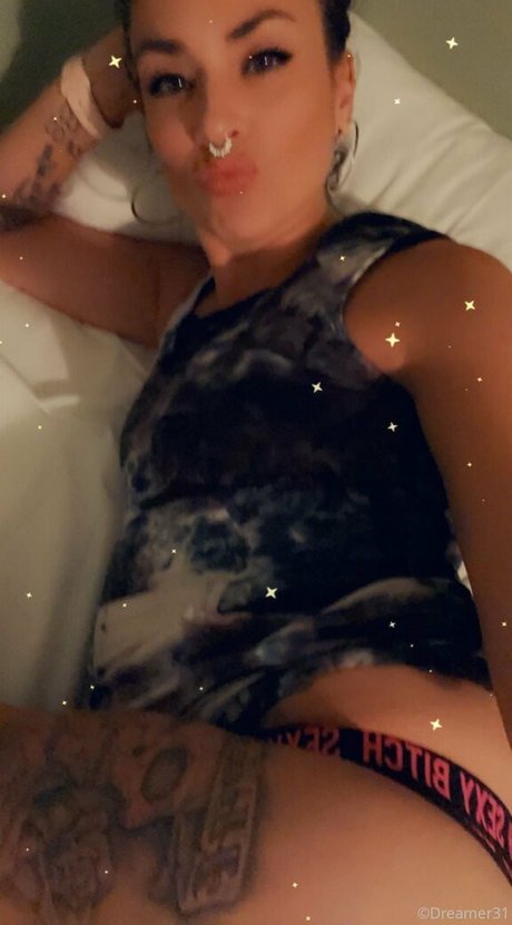 dreamer31 nudes model pics