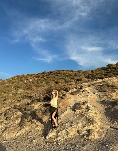 Luminatria beautiful pornstar pic