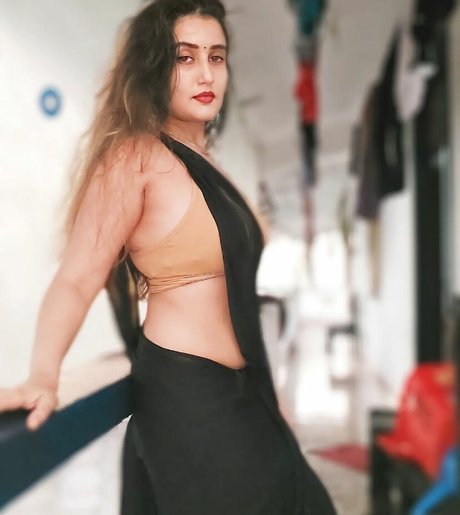 Aniza Hazel star nice pictures