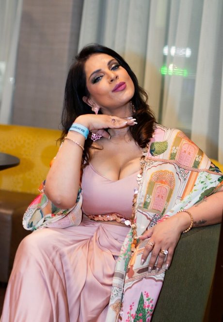 Minakshie Sethii exclusive pornstar image