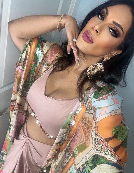 Minakshie Sethii Profile Pic