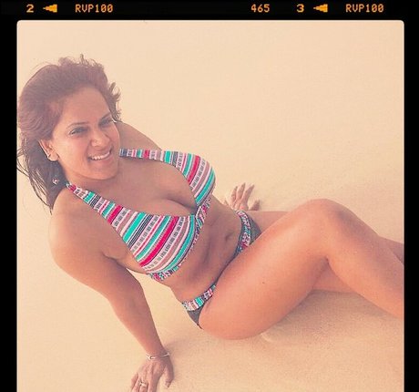 mirror onlyfans adult pics