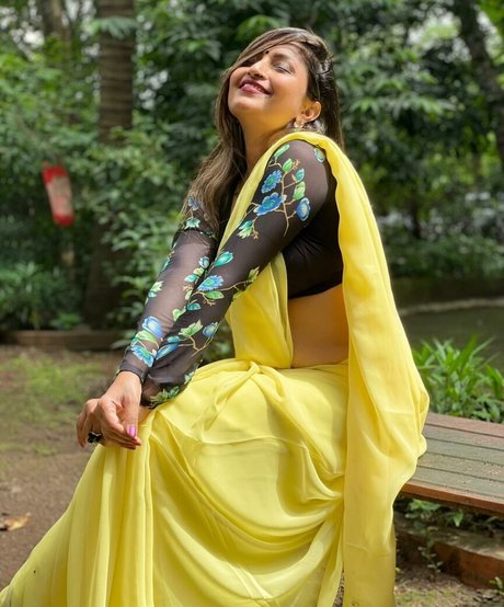 Roma Varadkar free pornstar pictures