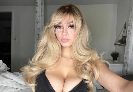 itsrumoonn perfect model images