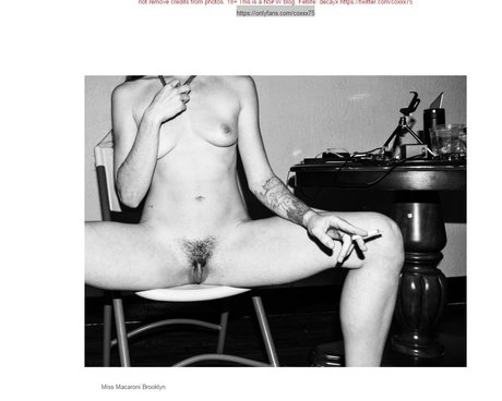 MissMacaroni naked model pictures