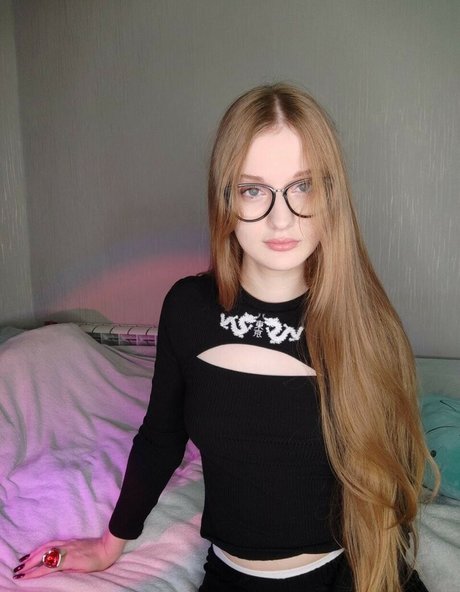 gracyestus hot model archive