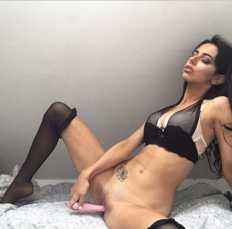 live onlyfans beautiful nude img