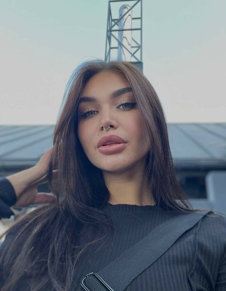 black hair onlyfans free porn images