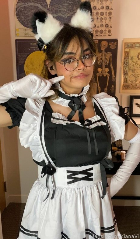 KianaVi sex actress galleries