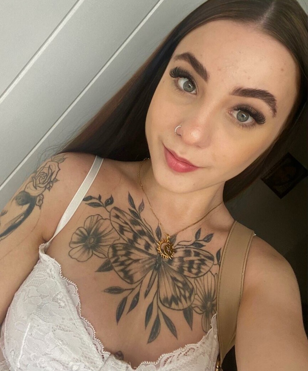 Ellen Maggnus xxx star photos