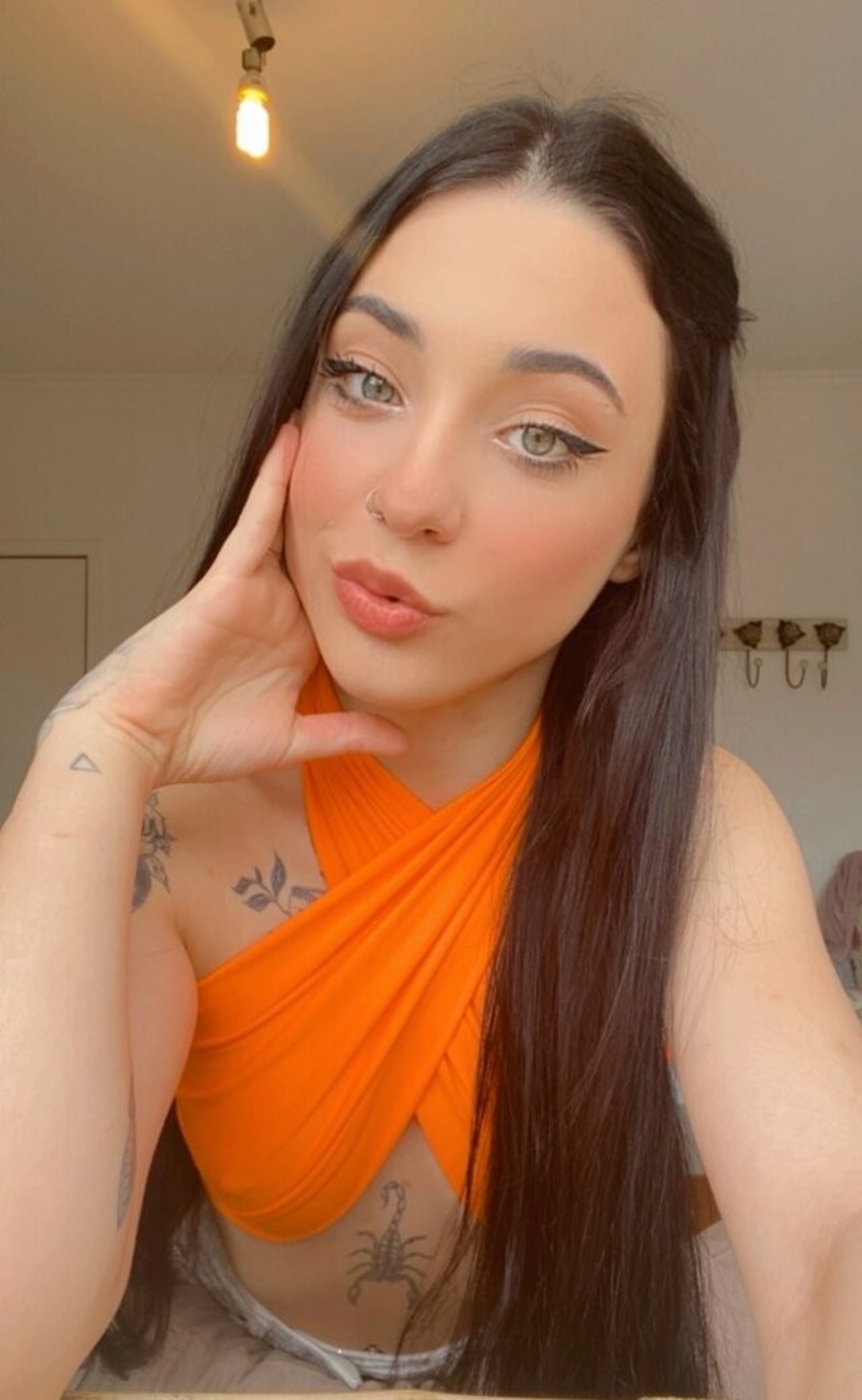 Ellen Maggnus model best pictures