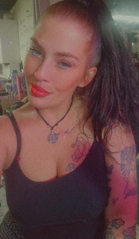 MissBabyDoll89x erotic pornstar archive