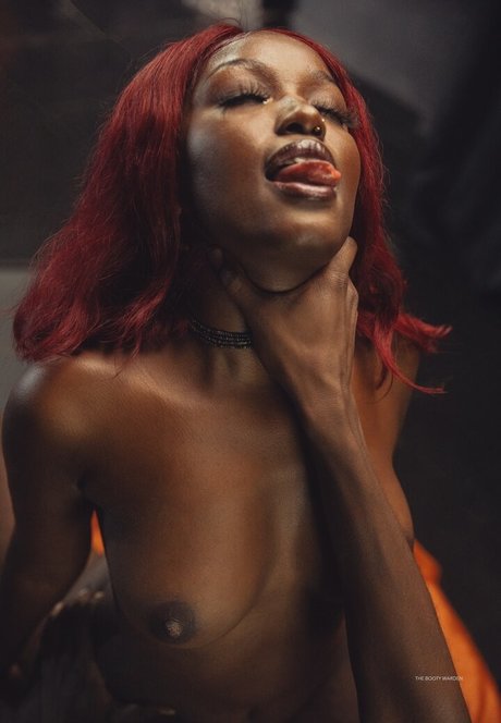 The Booty Warden star beautiful pictures