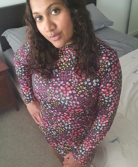 Scarlet Vixen model best img